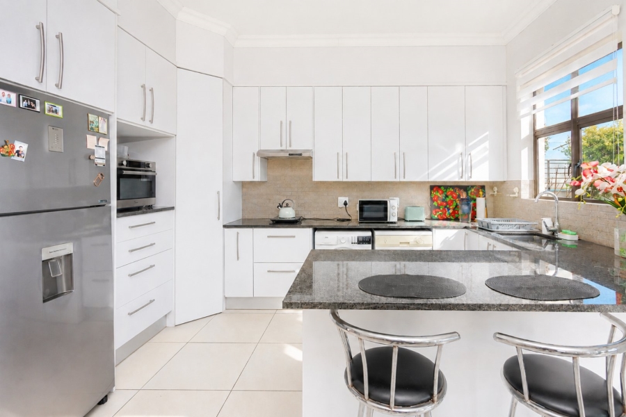 2 Bedroom Property for Sale in Xanadu Eco Park North West